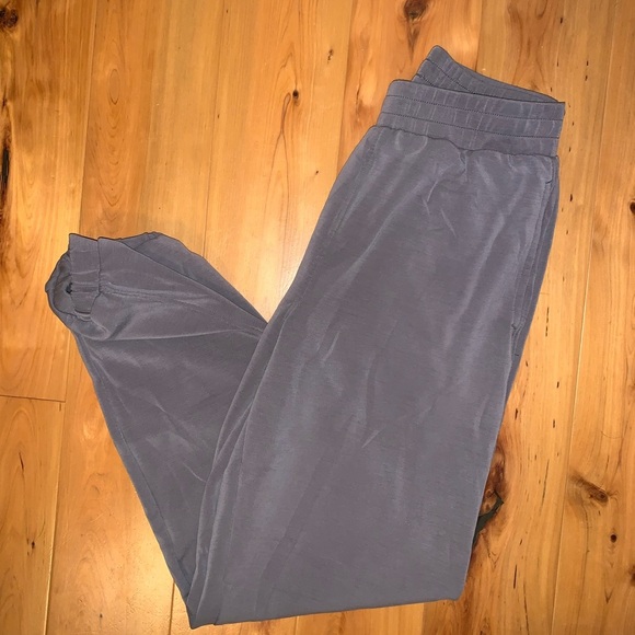 The Southern Shirt Company Pants - Women’s Gray Lounge southern shirt joggers